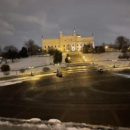 Апартаменти Apartament Z Widokiem Na Zamek - With A View Of The Castle *