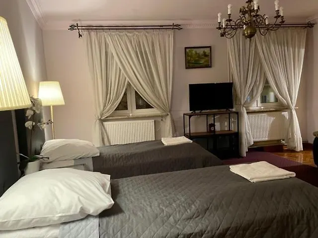 Apartament Z Widokiem Na Zamek - With A View Of The Castle